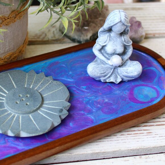 Incense Holder Tray Goddess with Amethyst, Clear Quartz and Blue Celeste Crystal - Picture 1 of 5